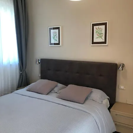 Sole 4* טראפיטלו